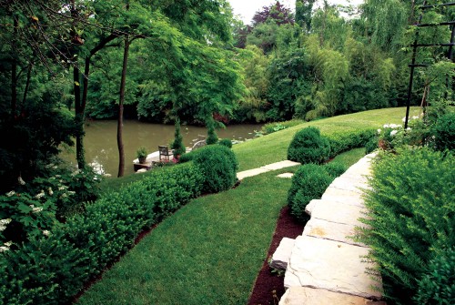 R.W. Thompson Landscaping